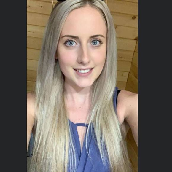 Meet your Posher, Kimmy - Picture 1 of 1